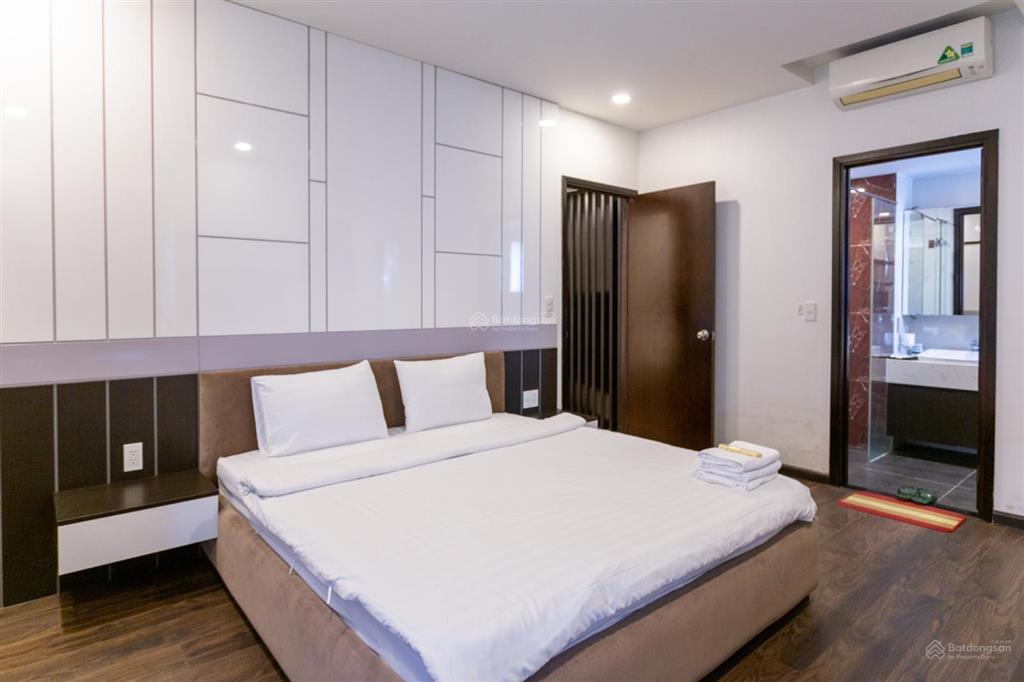 Bán căn hộ sunrise city north 3pn 2wc 124m2 giá 10,8 tỷ full nội thất, có sẵn hợp đồng thuê