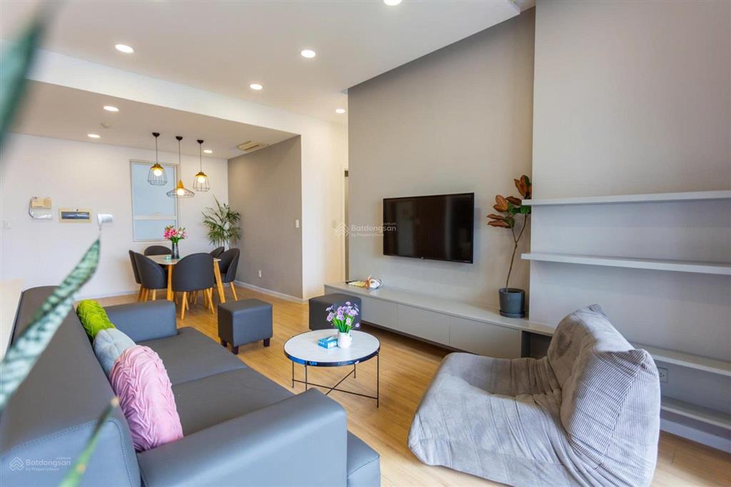 Sunrise city view 3pn 2wc giá 32 triệu/tháng