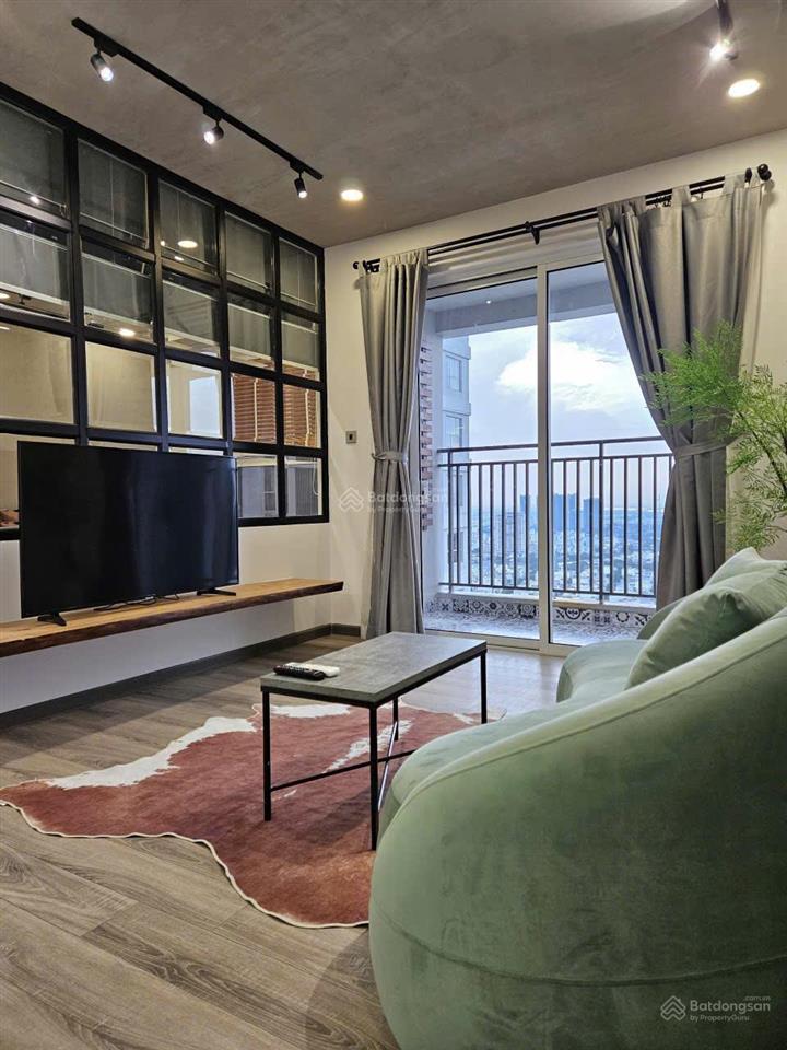 Sunrise city view 2pn 2wc 76m2 giá 21 triệu full nội thất, có bồn tắm nằm, hình nhà thực tế