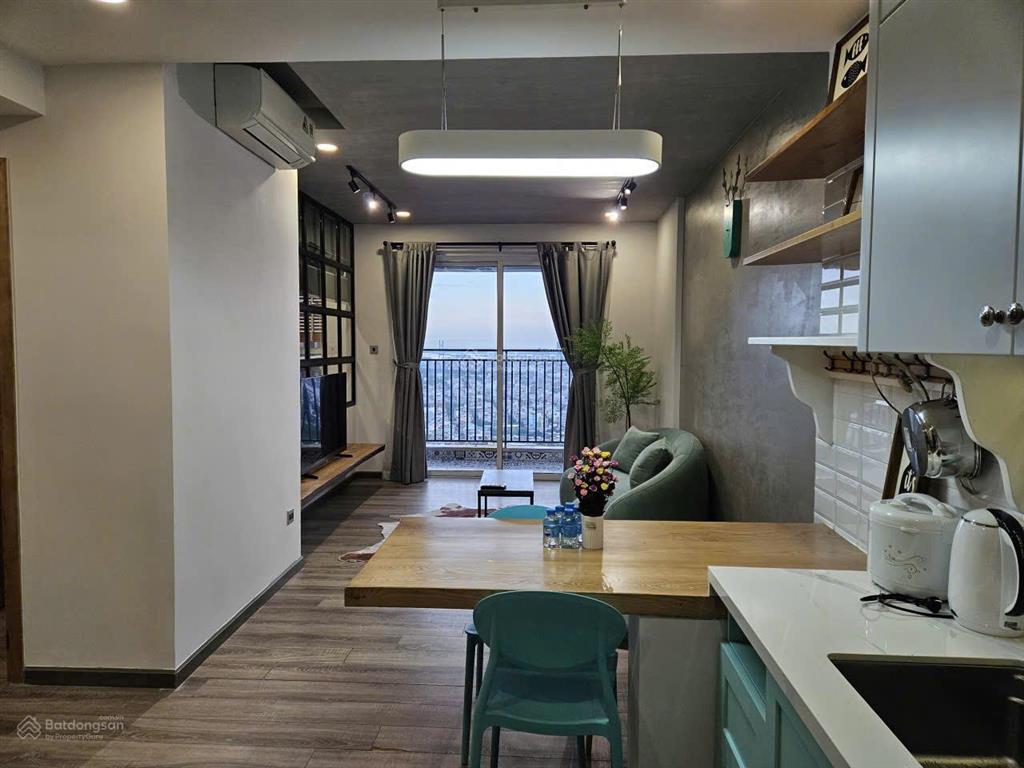 Sunrise city view 2pn 2wc 76m2 giá 21 triệu full nội thất, có bồn tắm nằm, hình nhà thực tế