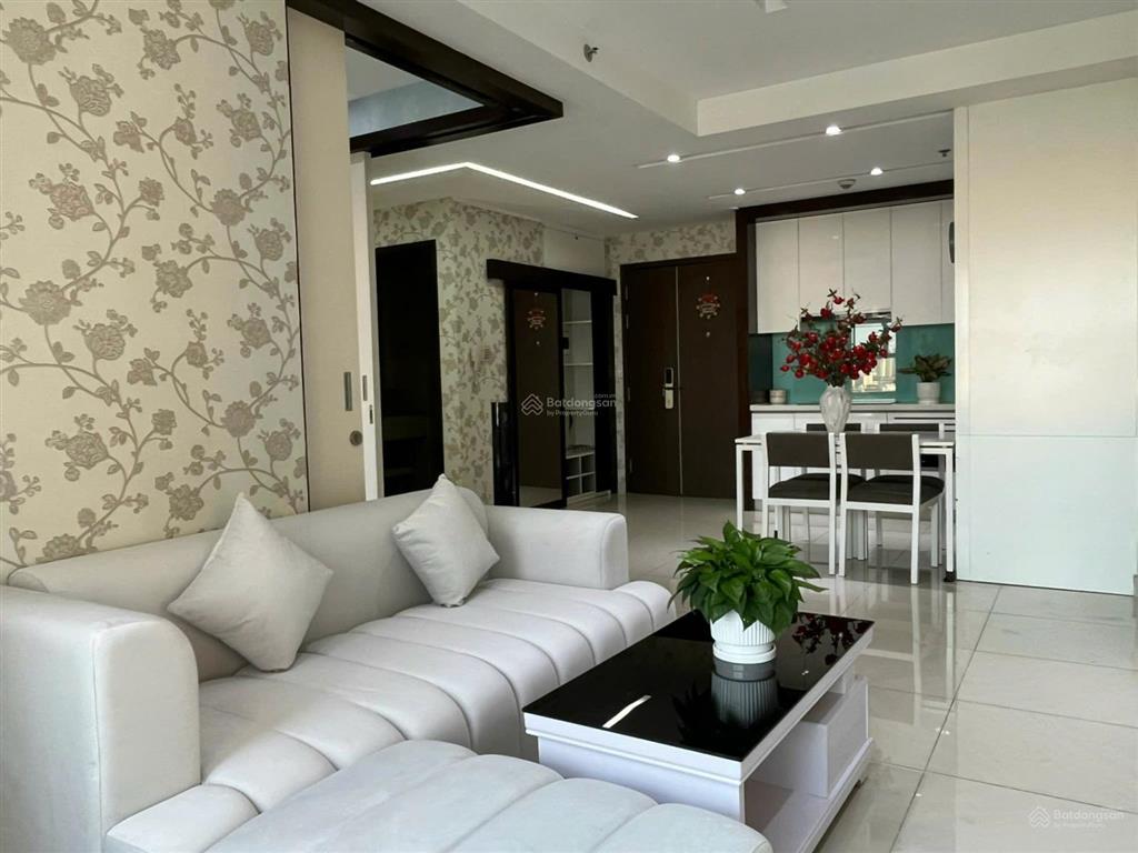 Sunrise city north 2pn 2wc giá 18 triệu full nội thất