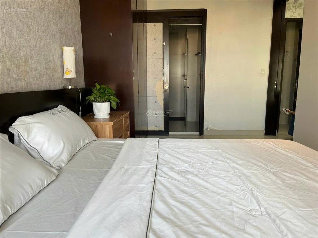Sunrise city north 2pn 2wc giá 18 triệu full nội thất