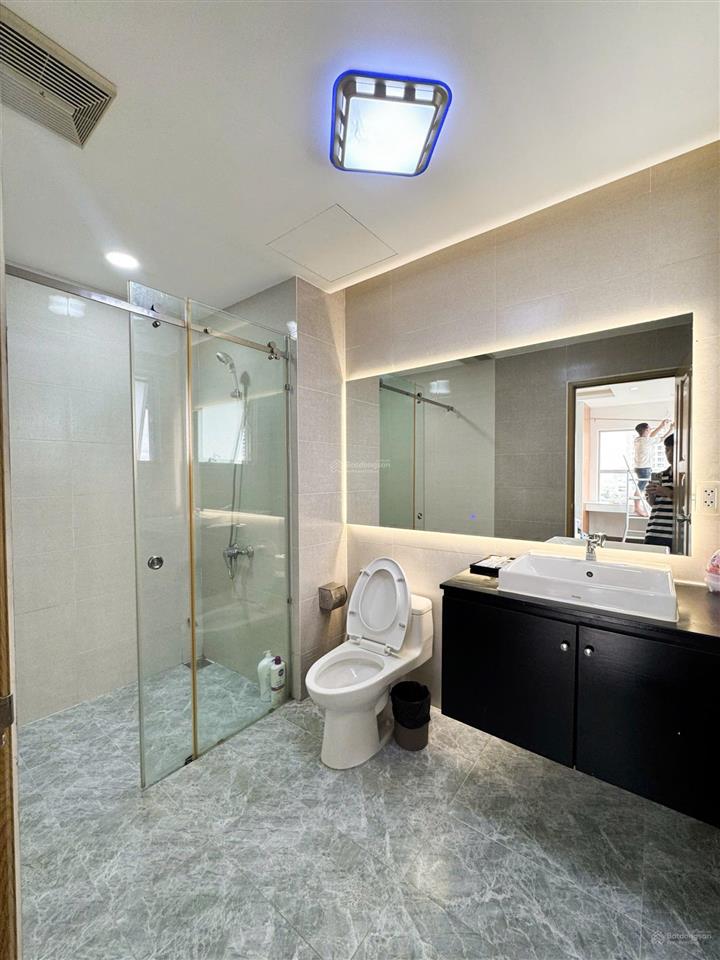Bán nhanh căn hộ sunrise city north 120,8m2 3pn 2wc giá 9,7 tỷ full nội thất y hình