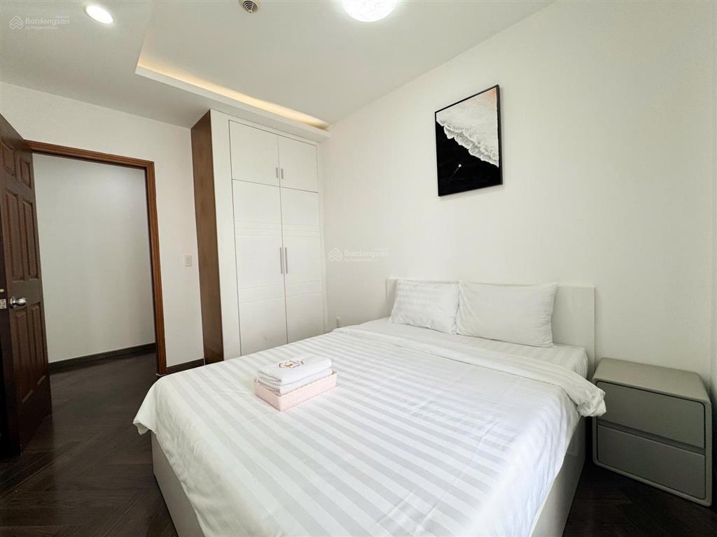 Bán nhanh căn hộ sunrise city north 120,8m2 3pn 2wc giá 9,7 tỷ full nội thất y hình
