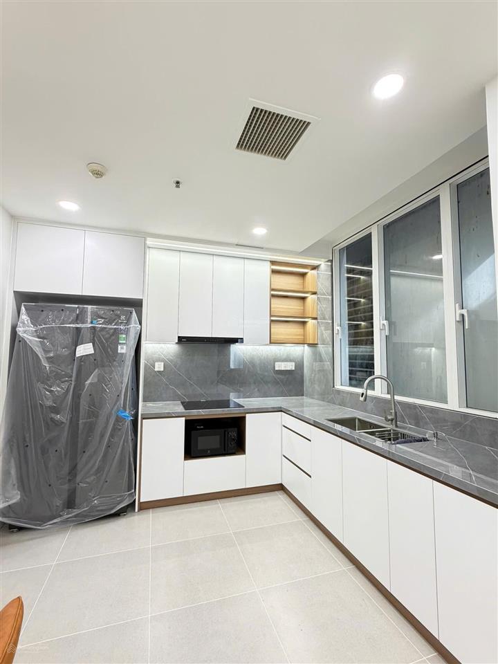 Cho thuê căn hộ sunrise city south 3pn 2wc 99m full nội thất mới