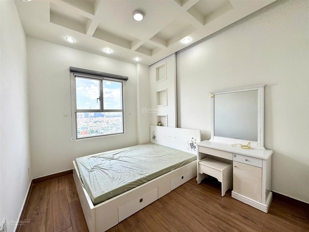 Cho thuê căn hộ sunrise city north  20tr  3pn 2wc 124m2