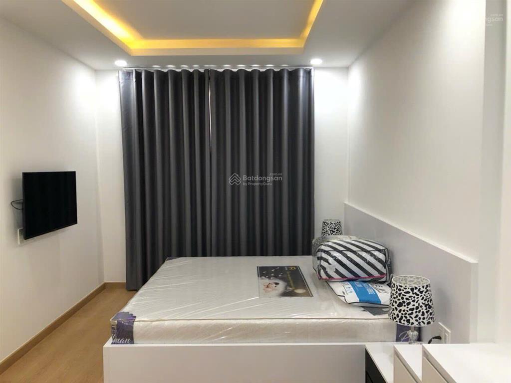 Căn hộ 2pn rộng 76m2, có ban công, full nội thất, giá thuê 20 triệu/tháng