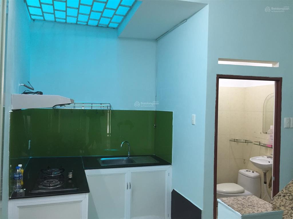 Cho thuê nhà sát chợ bàn cờ, tiện kinh doanh, văn phòng hoặc ở