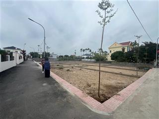 Trực tiếp bán 10 lô đất trung tâm ngay cổng chào kcn tràng duệ 3, giá 900tr/lô, sẵn sổ sang tên.