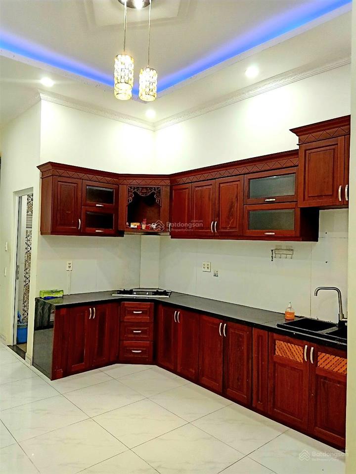 Bán nhà hxh ngay bành văn trân, p7, tân bình  4*16m  3 tầng, 4pn  giá 7,4 tỷ tl