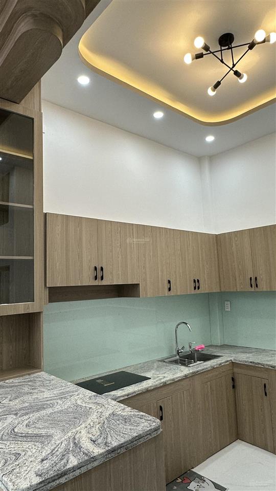 Bán nhà bình tân, đường ao đôi  nở hậu tài lộc  đường 2 xe tải né nhau  83m2 sd  giá 5,1 tỷ