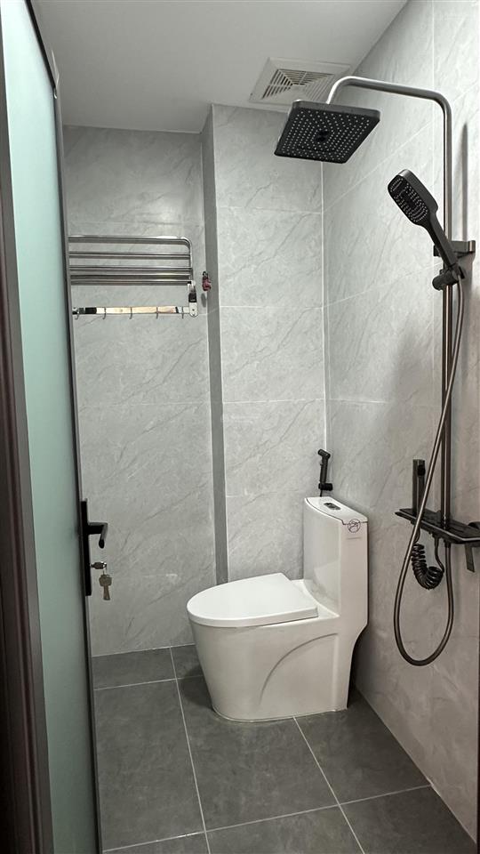 Bán nhà bình tân, đường ao đôi  nở hậu tài lộc  đường 2 xe tải né nhau  83m2 sd  giá 5,1 tỷ