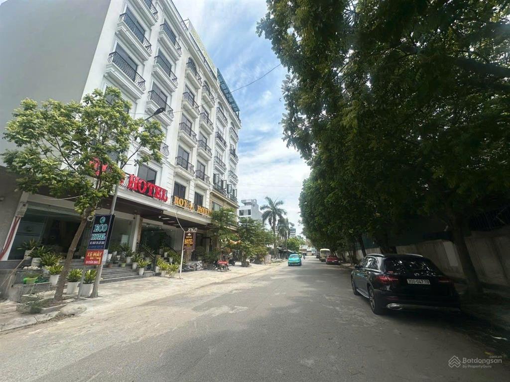 Bán lô đất đg trịnh văn bô cạnh công viên vingroup