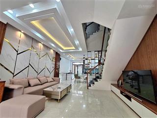 Nhà 3 lầu, sân thượng, view công viên kdc đào sư tích, phước kiển, 85m2. sổ riêng