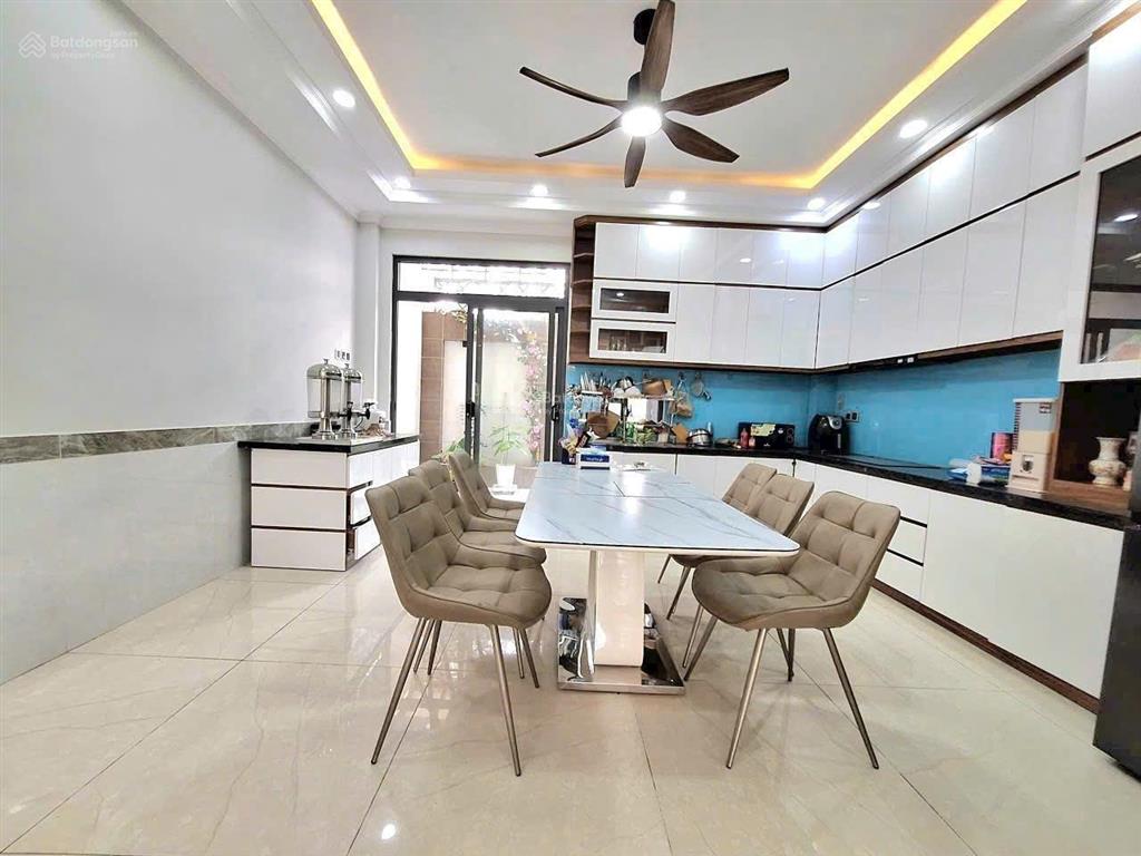 Nhà 3 lầu, sân thượng, view công viên kdc đào sư tích, phước kiển, 85m2. sổ riêng