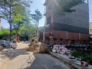 Bán đất thổ 5x16m gần ngã tư nguyễn bình  lê văn lương, xây tự do