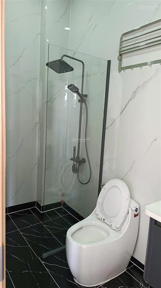 Nhà mới 3 tấm full nội thất xã bà điểm hóc môn dt 100m2 giá 7.3 tỷ