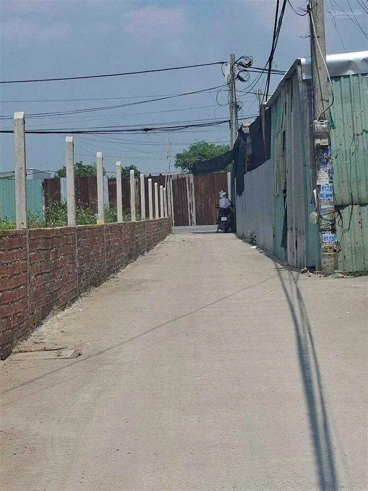 Đất thổ cư bà điểm cũ  giá 2.8 tỷ diện tích 100m2 thổ cư