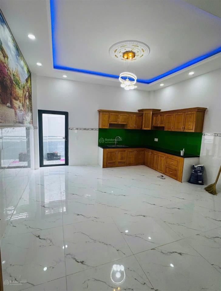 Chủ gửi bán căn nhà đẹp xã bà điểm, hóc môn dt 85m2 giá chỉ 6 tỷ 5 shr