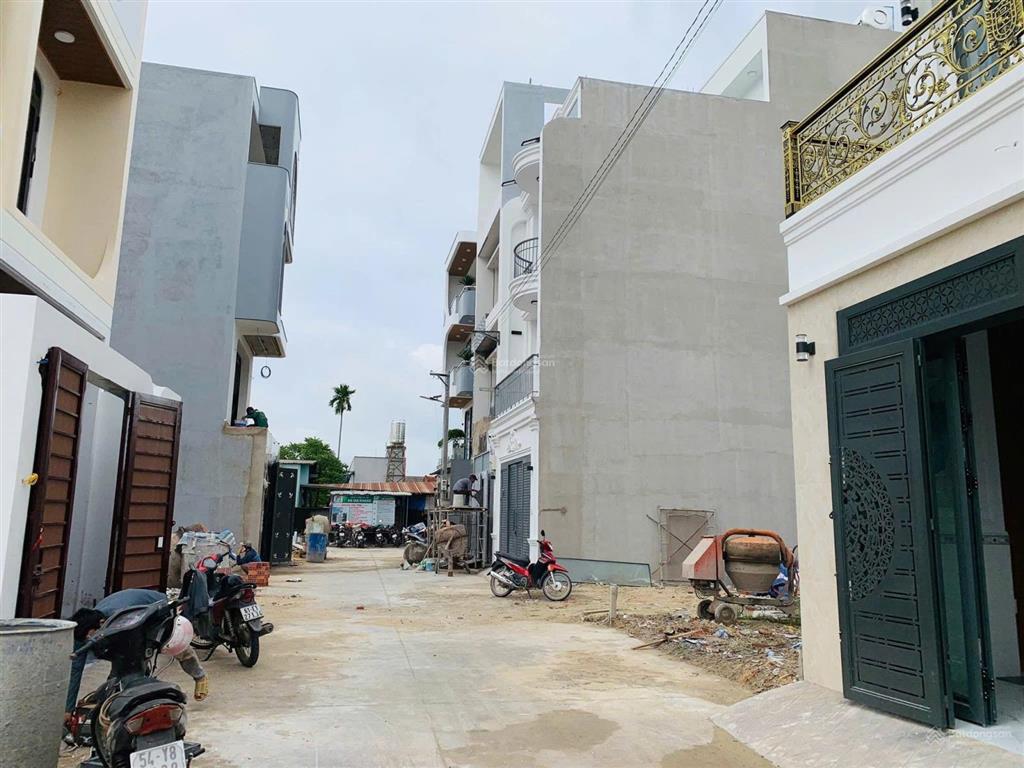 Chủ gửi bán căn nhà đẹp xã bà điểm, hóc môn dt 85m2 giá chỉ 6 tỷ 5 shr