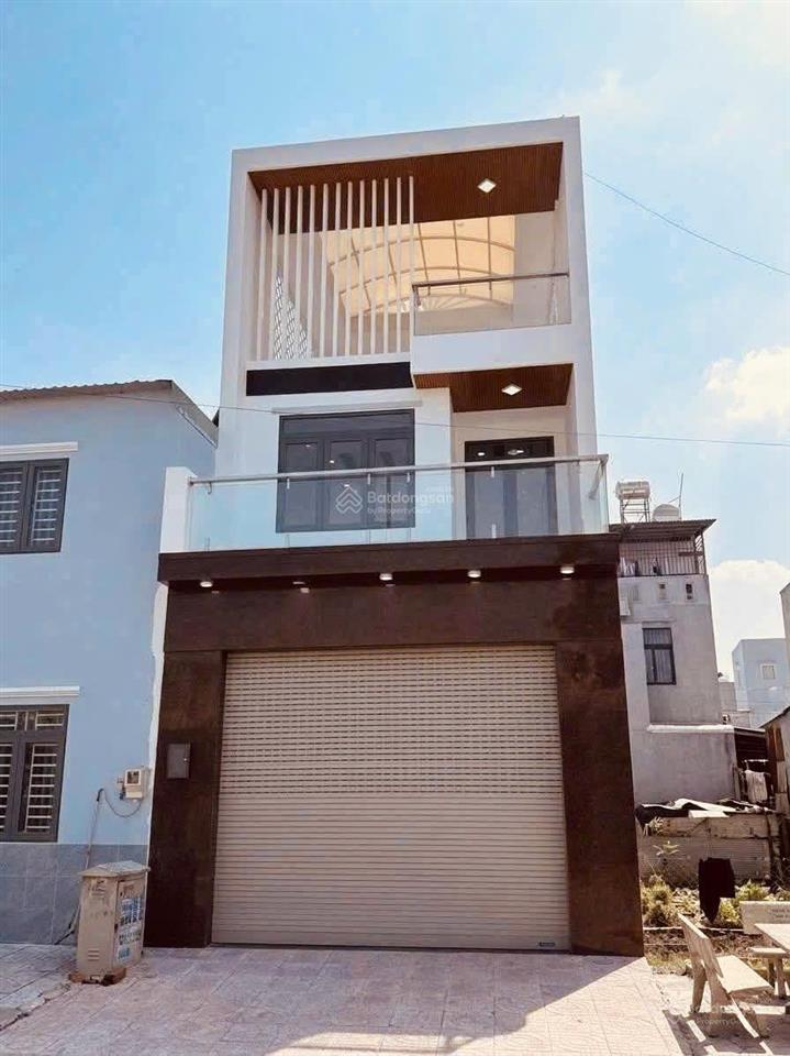 Bán nhà xã xuân thới thượng hóc môn dt 80m2 giảm 700tr chỉ còn 5.8 tỷ