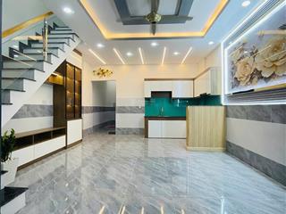 Nhà gần ngã 5 chợ đầu mối  hóc môn  ấp 3 xuân thới thượng dt 60m2 giá chỉ 2.19 tỷ
