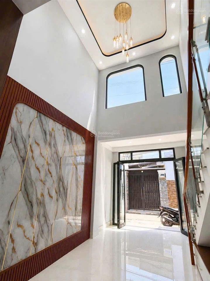 Bán nhà xã bà điểm hóc môn dt 50m2 giá chỉ 3,85 tỷ