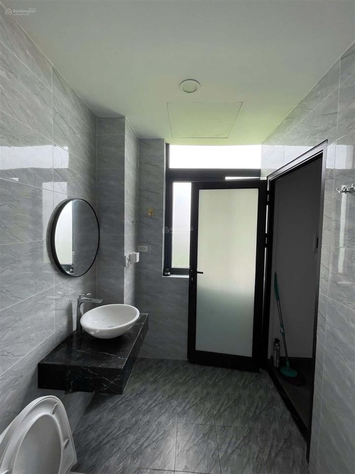 9,6 tỷ liền kề tmdv vinhomes ocean park gia lâm, hoàn thiện 5 tầng, thang máy