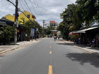 400m ( 11m mặt tiền)  view sông thu bồnphía sau là ký ức hội an, phía trước dự án do's hoi an.