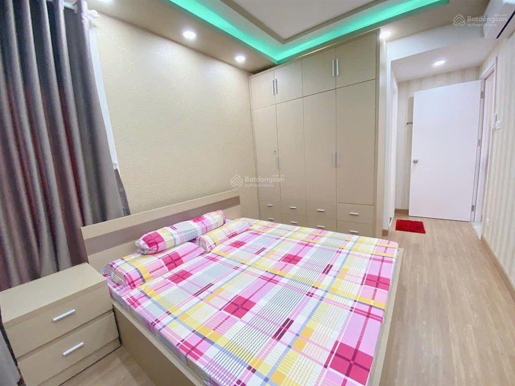 Cho thuê căn góc topaz twins 2pn2wc full nt view hồ bơi