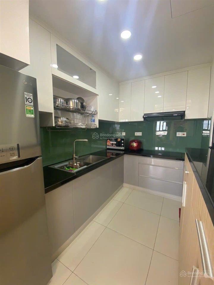 Cho thuê căn góc topaz twins 2pn2wc full nt view hồ bơi