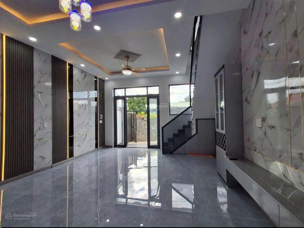 Bán nhà mới xây tân vạn 1 trệt 1 lầu sẵn sổ