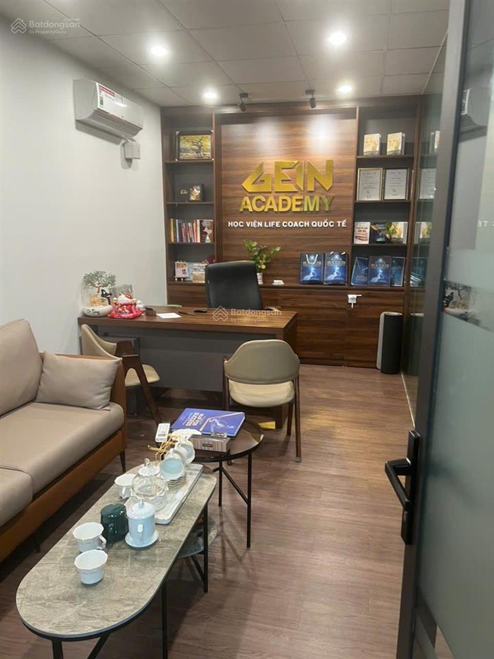 Cho thuê văn phòng gần 250m² tầng 3 ad building duy tân, cầu giấy full đồ giá tốt