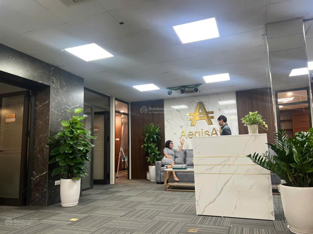 Cho thuê văn phòng full đồ về làm việc 250m 40tr tòa vietcombank tây hà nội tố hữu hà đông