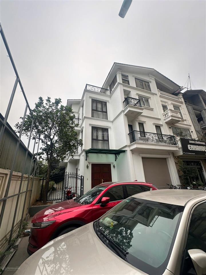Siêu siêu siêu rẻ bán biệt thự lô góc 150m2 4t thịnh liệt hoàng mai, 210tr/m2, dòng tiền 30tr