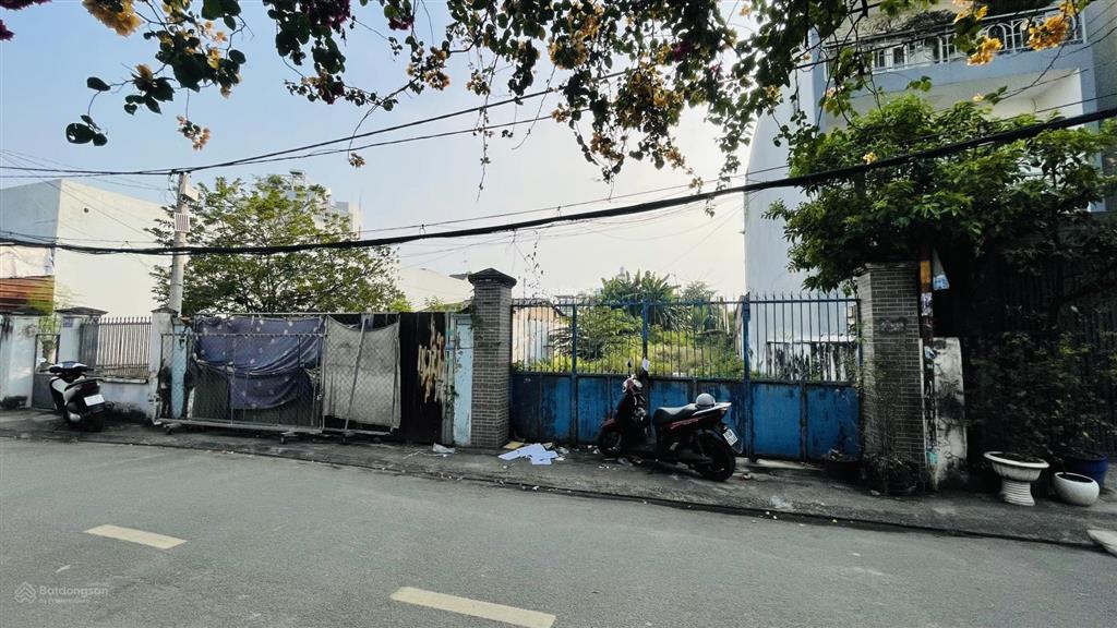 Mặt tiền 497,5m2 đường 104 (cách man thiện 50m), p. tăng nhơn phú, q9 cũ giá 39 tỷ  0974 244 ***