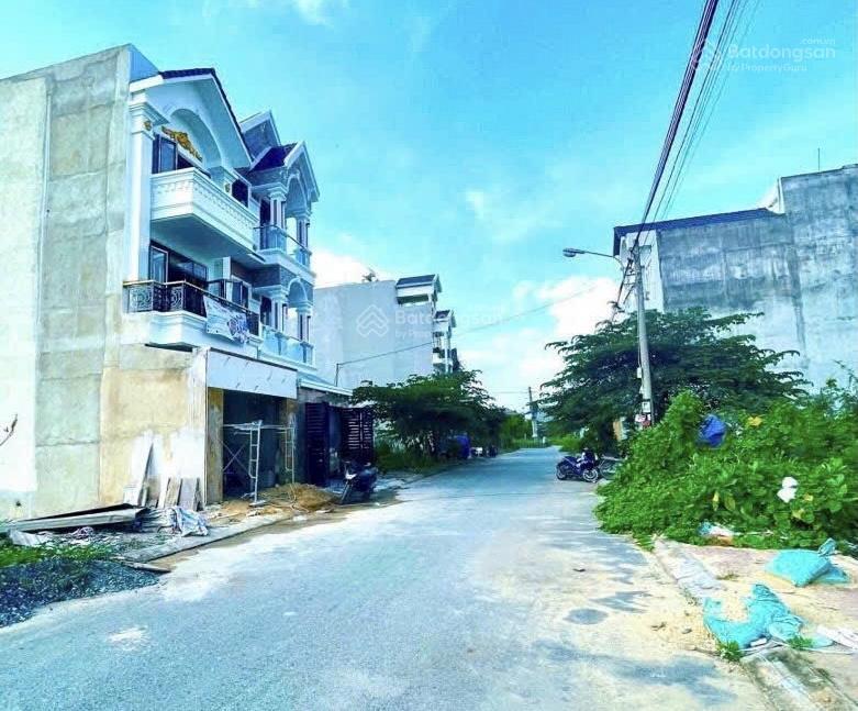 Chủ gửi 84,5m2 giá 5,7 tỷ kdc samsungvialge, bưng ông thoàn, p. phú hữu, q9 cũ  0974 244 ***