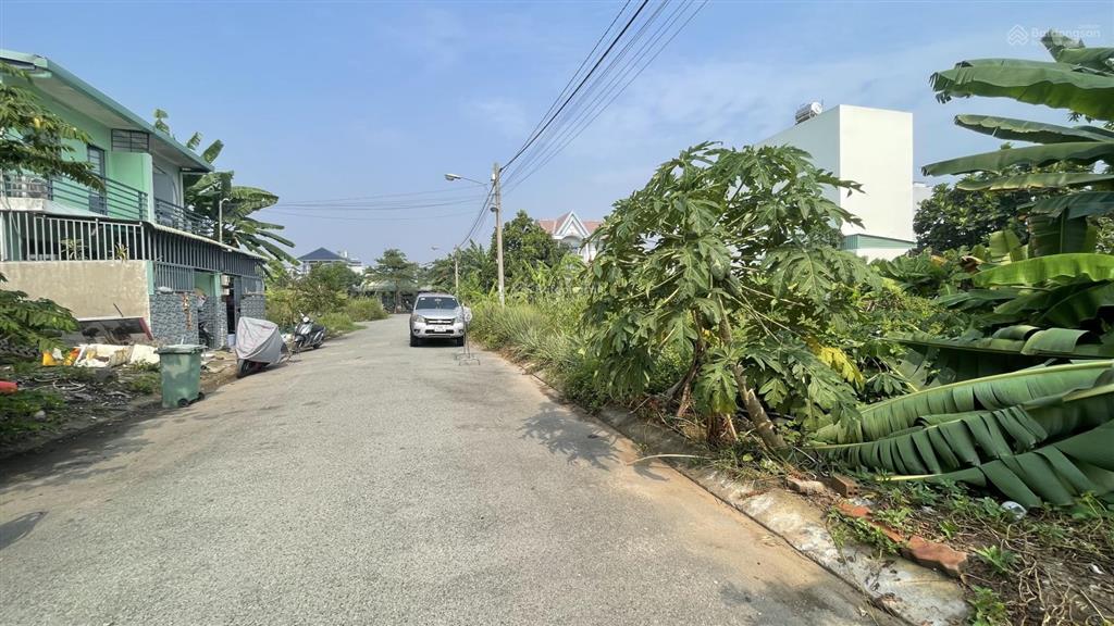 Bán đất hẻm xe tải bưng ông thoàn  dt 86,2m2 (6,6x13m) giá 5,9 tỷ, phú hữu, q9 cũ  0974 244 ***