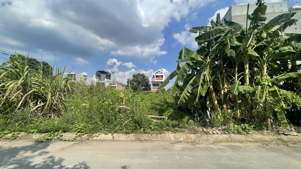 Bán gấp 63m2 (4,4x14,68m) chỉ 4,7 tỷ hẻm 1/ cách 15m ra bưng ông thoàn, p. phú hữu, q. 9 cũ