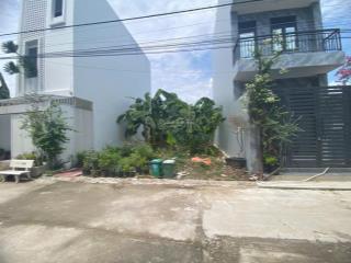 Bán lô đẹp giá rẻ 54m2 (4x13,5m) chỉ 4,6 tỷ, hẻm 1/ bưng ông thoàn, p. phú hữu, q.9  0974 244 ***