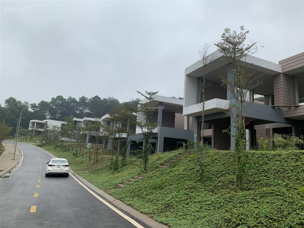 Chính chủ bán gấp lô đất nền 250m2, dự án venus flamingo đại lải  0931 793 ***