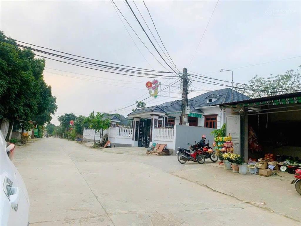 Băng 1 bàn giản  lập thạch tl306b kinh doanh đẹp mặt tiền 7m full thổ cư 133m2 gần kcn lập thạch 2