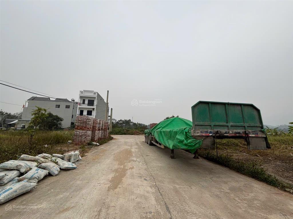 Bán 100m2 đất quy hoạch ngay trường chợ, băng 2 đg tỉnh lộ 302 trục hợp châu  tây thiên tiềm năng