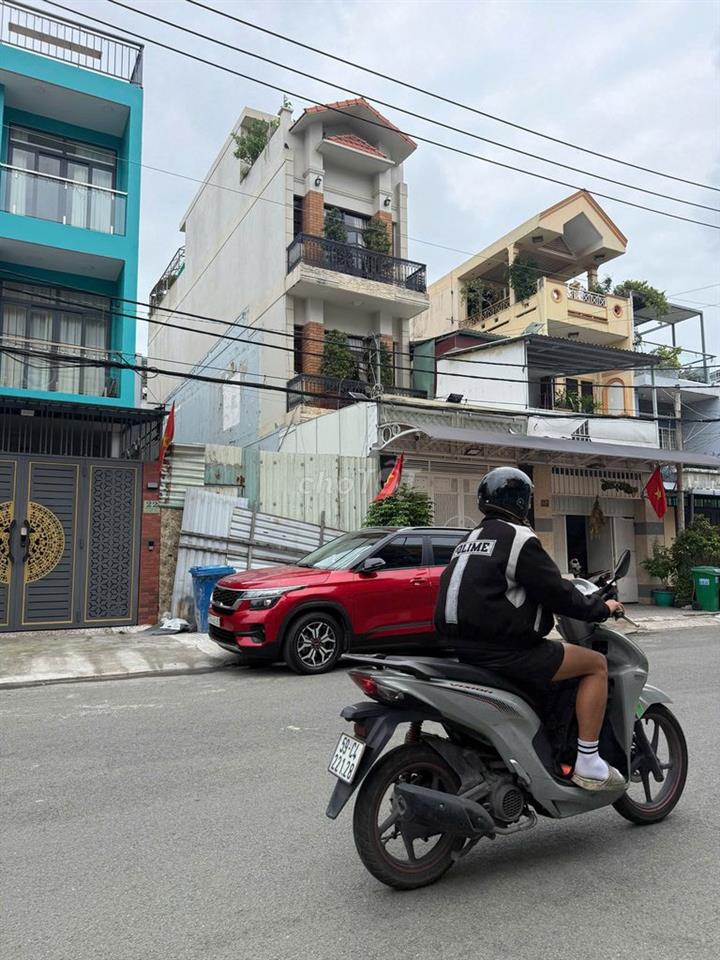 Cần bán nền nhà tiện xây mới
