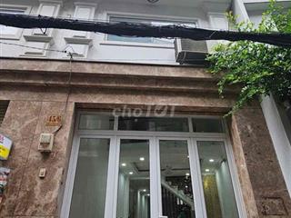nhà cho thuê ờ hoặc làm spa