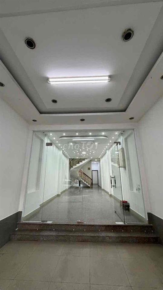 nhà đang trống cho thuê lâu dài