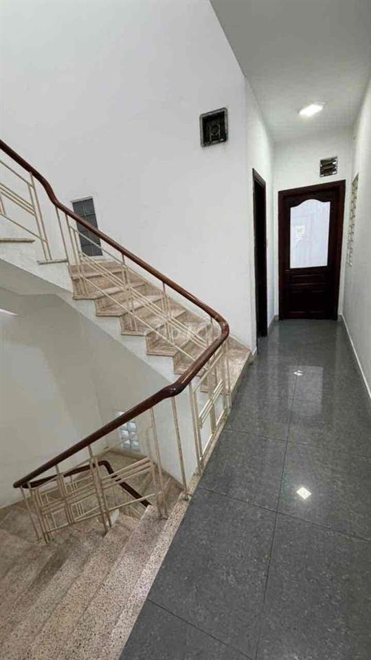 nhà đang trống cho thuê lâu dài