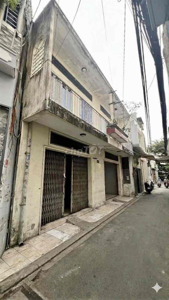 nhà 2 mặt tiền,gần trường,chợ.gần sân bay TSN