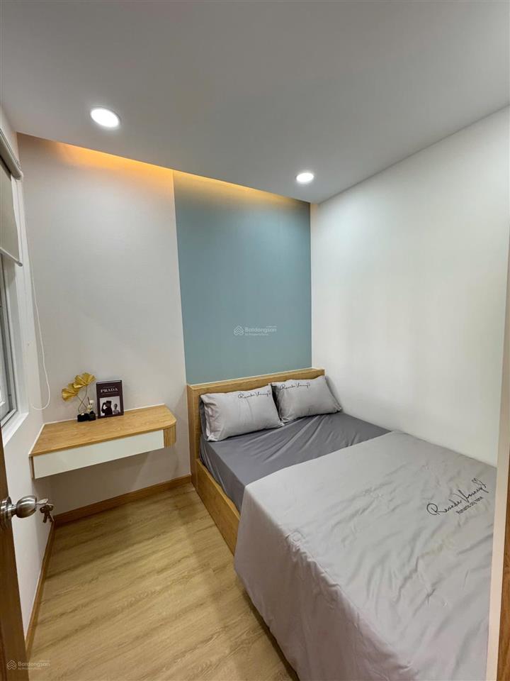 Bán chung cư hưng vượng 3 dt thông thủy 60m 2pn 2wc full nội thất mới, sổ hồng