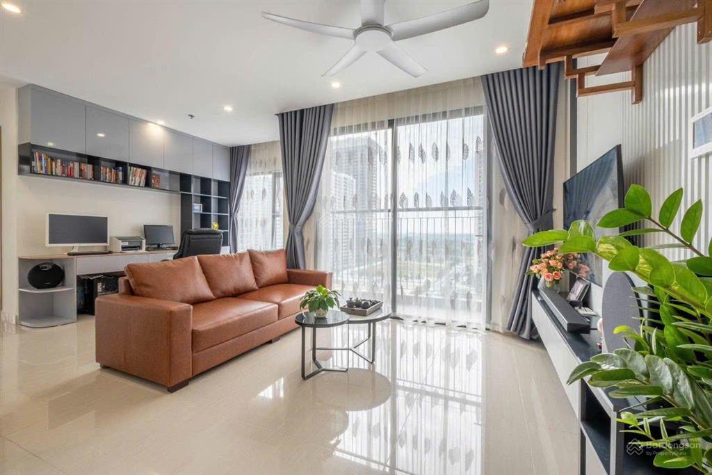 Bán 2n2vs góc full nội thất đẹp  diện tích 63m2 thông thủy  giá 3,85 tỷ